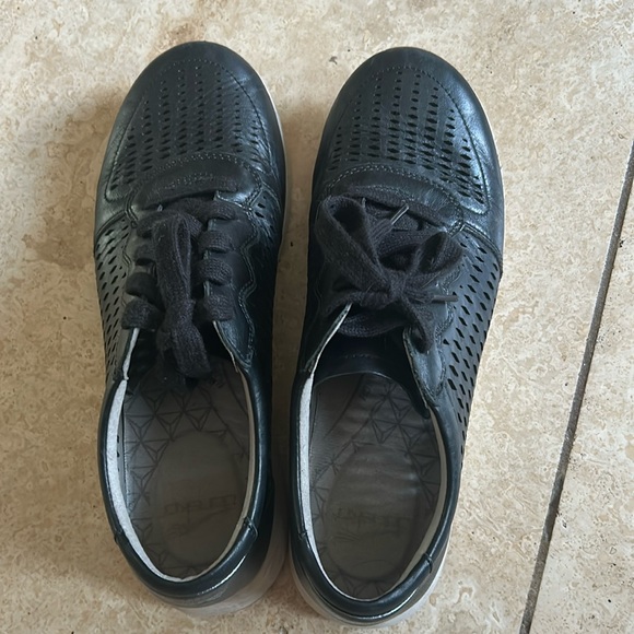 Dansko leather tennis shoes in GUC - Picture 2 of 7